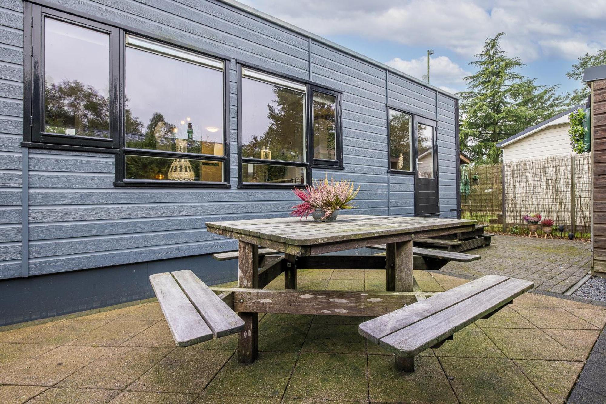 Chalet 'T Veluws Stulpje "Geniet, Ontspan En Droom Even Lekker Weg!" Putten Dış mekan fotoğraf